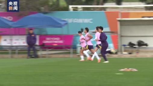 迈尼昂球门球大脚给到前场普利希奇领到禁区一脚搓射破门，米兰2-0弗洛西诺内。